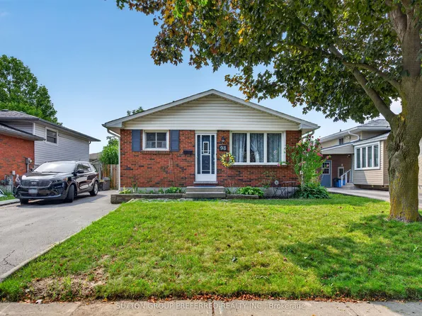 98 Surrey Cres, London, ON N6E 1T8