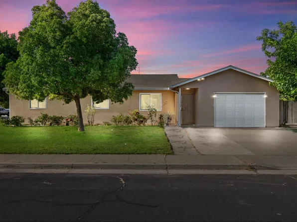 2146 Virginia Ave, Livingston, CA 95334