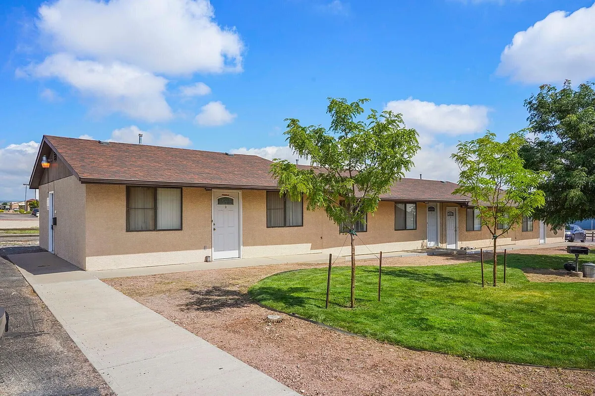 Building Photo - 1018 E Mallon Dr #B