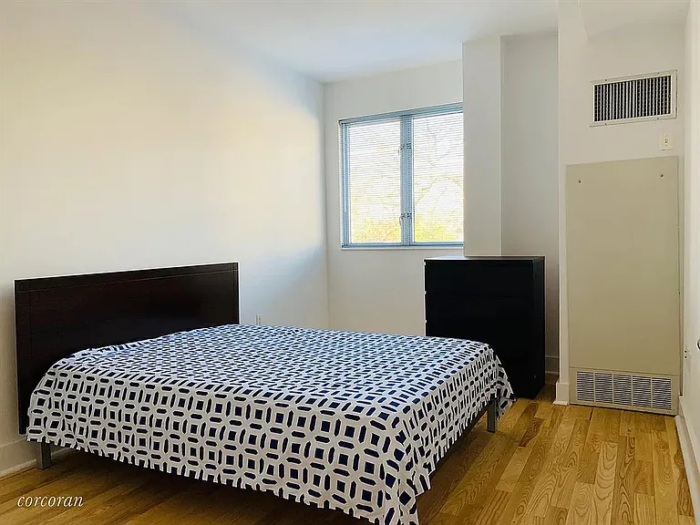 415 Leonard St #6D — Photo 5