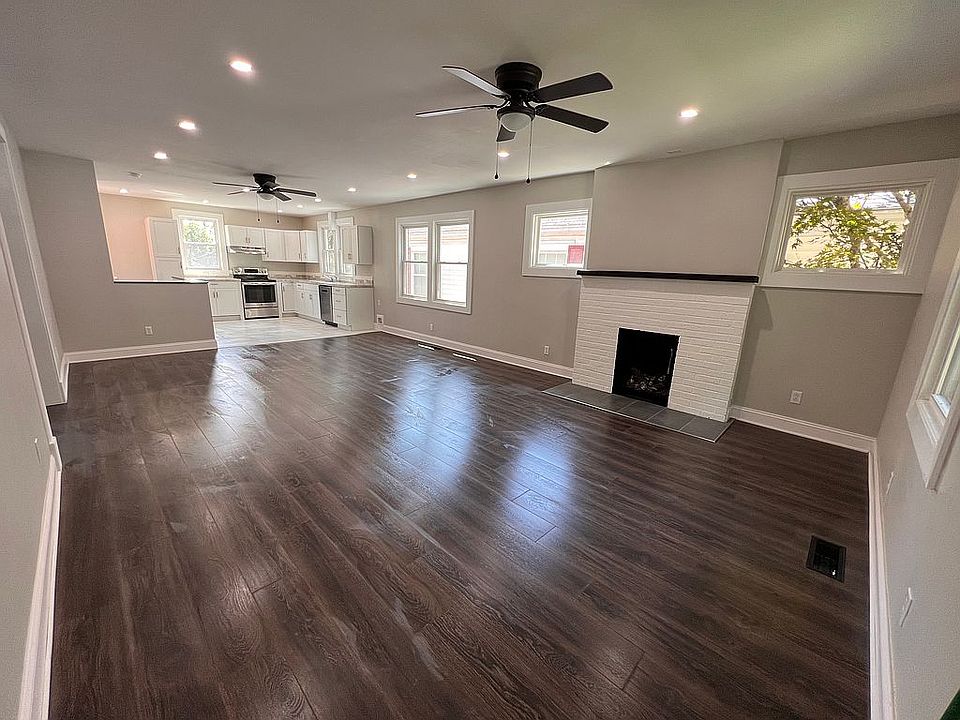 1st image of 713 Polsgrove St