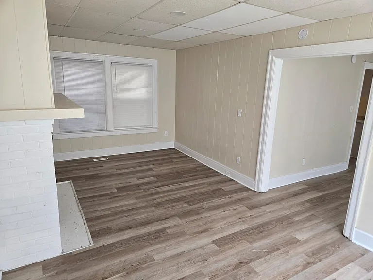 394 W Ferry St #4 — Photo 13