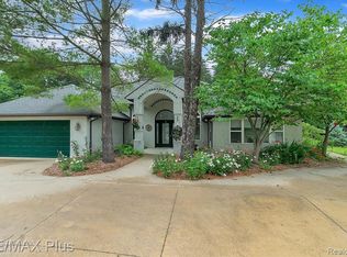 6405 Richfield Rd, Flint, MI 48506