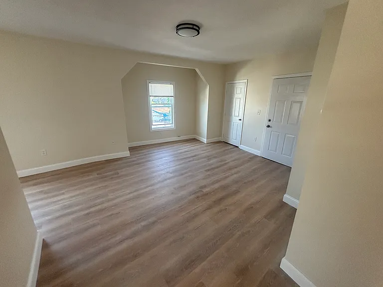 40 Walnut Ave #3 — Photo 1