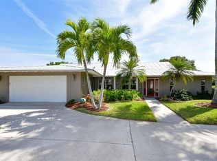 529 Blue Jay Pl, Sarasota, FL 34236