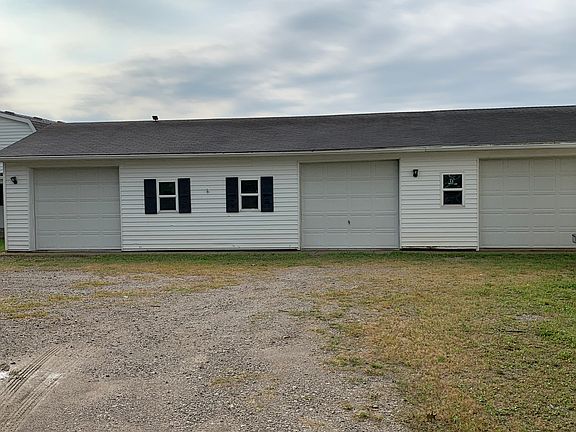 3 stall XL attached garage