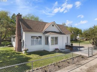 1033 5th St, Baker City, OR 97814
