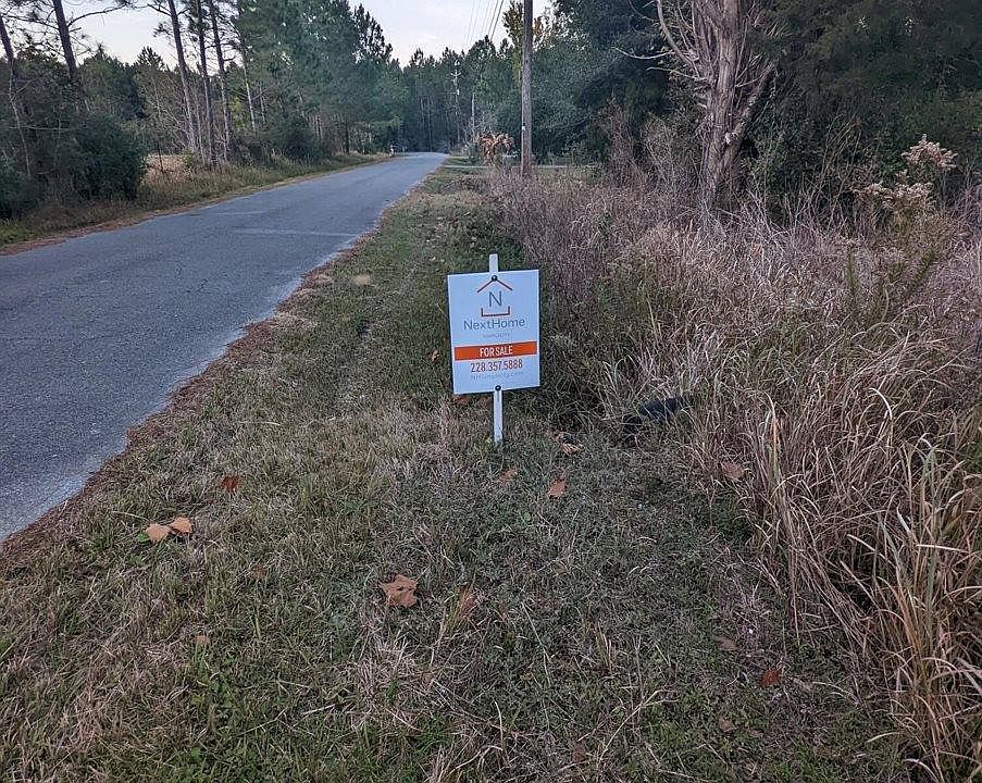 2nd image of 5308 Haleys Cir