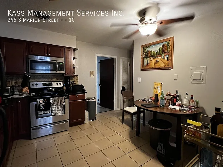 246 S Marion St #1C — Photo 3