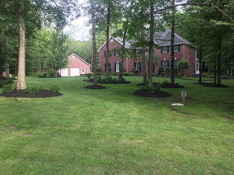 2nd image of 101 White Oak Dr