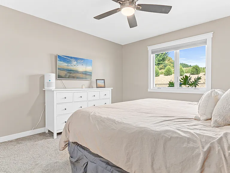 898 Brentwood Cir — Photo 22
