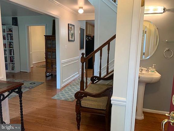 5th image of 15228 Cedar Knoll Ct