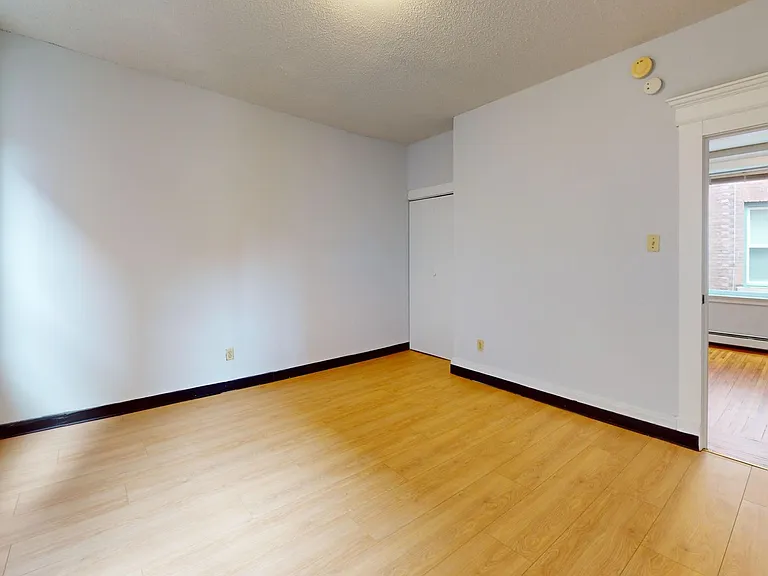 65 Lake Pl — Photo 17