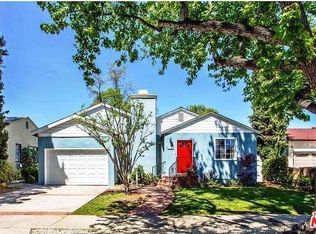 17821 Martha St, Encino, CA 91316