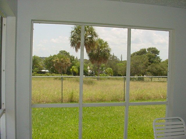 1st image of 2247 NE Center Cir