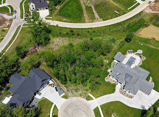 9646 Greybirch Point, West Des Moines, IA 50266