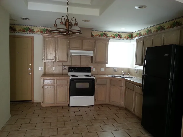 1419 Acme Ln #4 — Photo 8