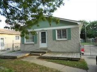 11270 E Forteen Mile Rd, Warren, MI 48093