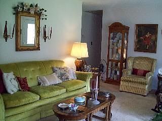 4th image of 672 Indian Hill Dr