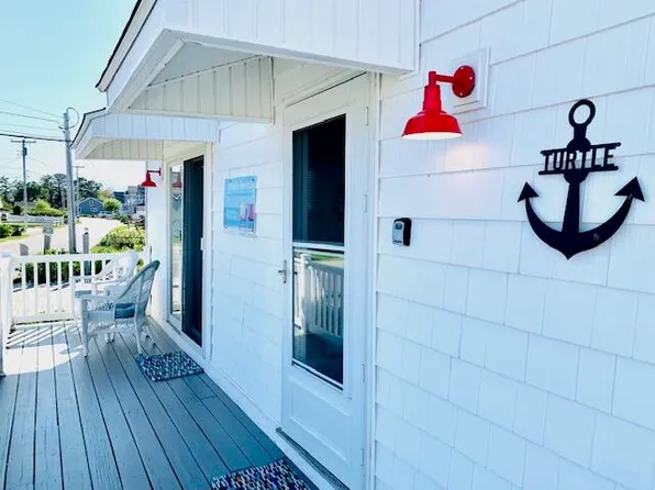 542 Ocean Avenue, Wells, ME 04090