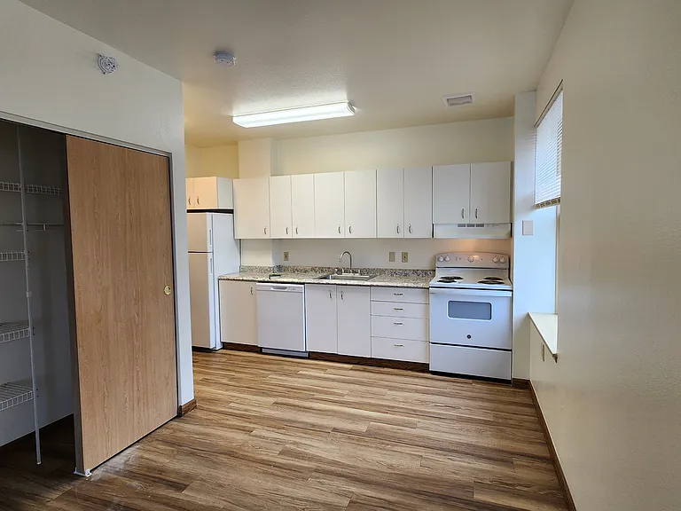 Monte Cristo Hotel Apartments — Photo 36
