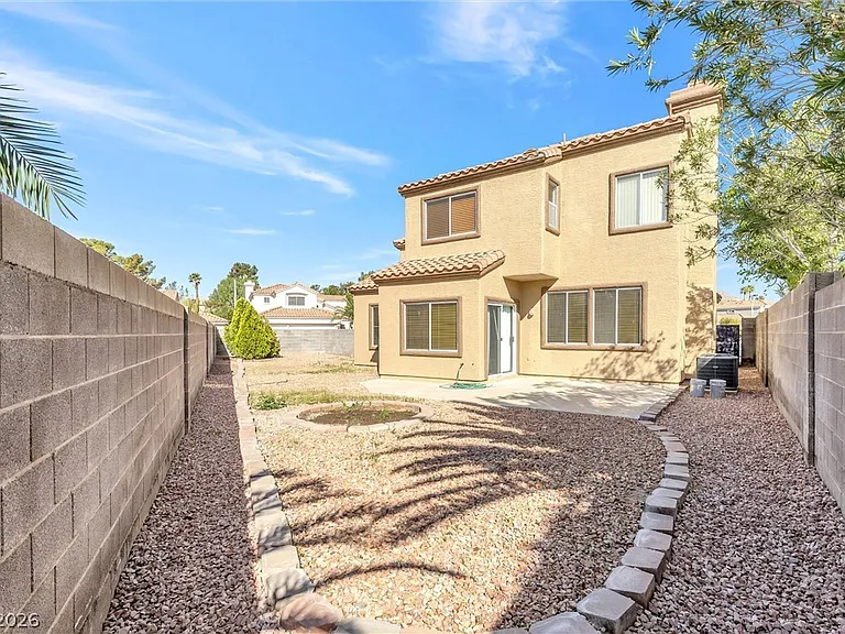 1444 Country Hollow Dr — Photo 26