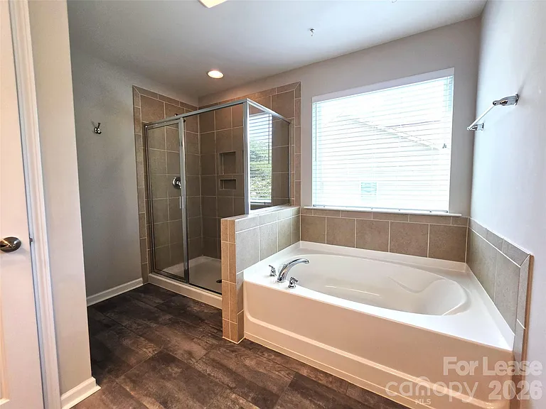 2053 Pine Siskin Ct — Photo 18
