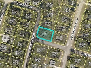 611 Flamingo Ave, Lehigh Acres, FL 33974