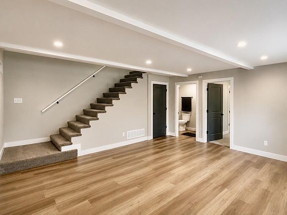 3rd image of 308 Union St