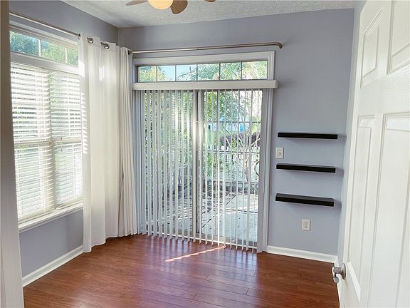 5th image of 2710 Big Bear Ln
