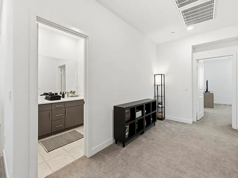76273 Cornell Way — Photo 13