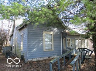 206 N East St, Spencer, IN 47460