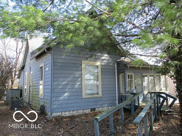 206 N East St photo 1