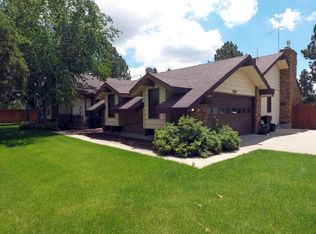 1508 Pine St, Upton, WY 82730