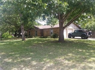637 Edna Ct, Everman, TX 76140