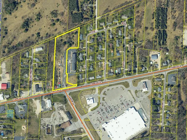 200 E Parkdale Ave, Manistee, MI 49660