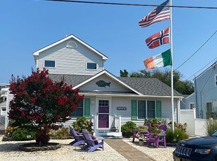 243 W 15th St, Ship Bottom, NJ 08008