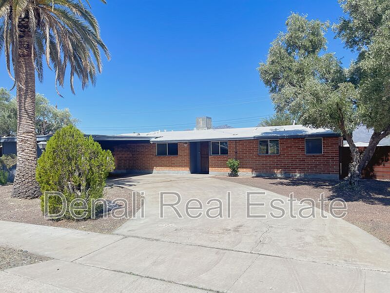 1st image of 8457 E Hawthorne St