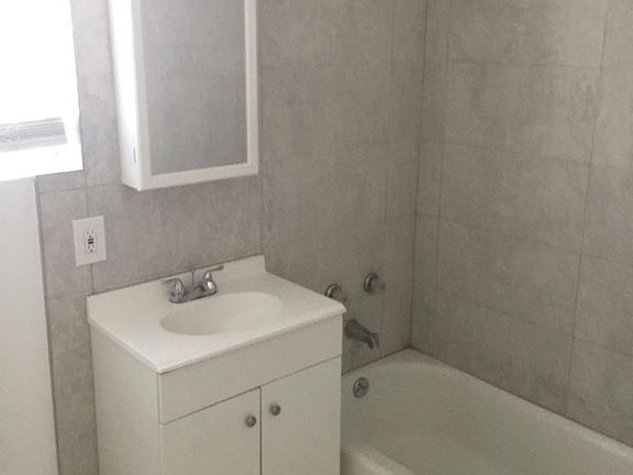 3rd image of 8010 Abbott Ave APT 3