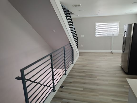 5th image of 3721 S San Pedro St #3723-1/2
