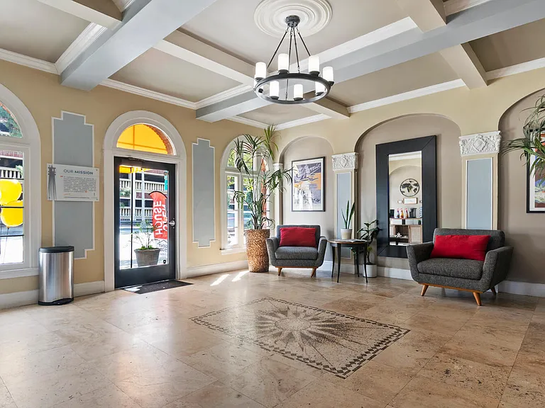 Brookmore - Leasing Office