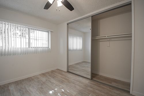 5th image of 4112 Grandview Dr #5