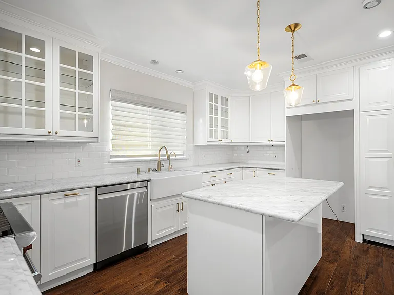 1560 Ridgeway Dr — Photo 11