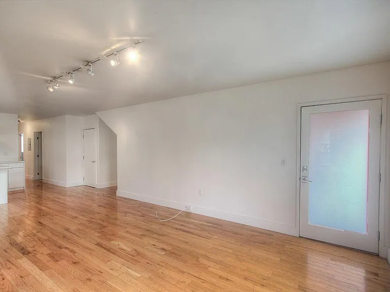 1006 N New Hampshire Ave #1008 — Photo 6
