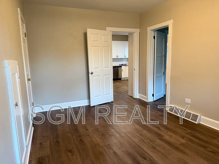 316 W Mill St #3 — Photo 9