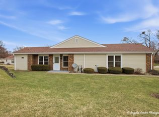 7112 Nassau Ct, Fox Lake, IL 60020