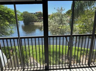 2334 S Cypress Bend Dr APT 208, Pompano Beach, FL 33069