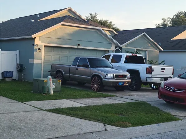 1142 Bluegrass Dr, Groveland, FL 34736