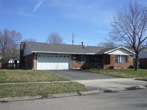 5561 Camerford Dr, Dayton, OH 45424