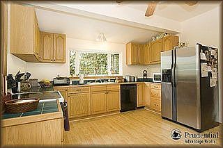 3rd image of 58-124 Wehiwa Pl APT B